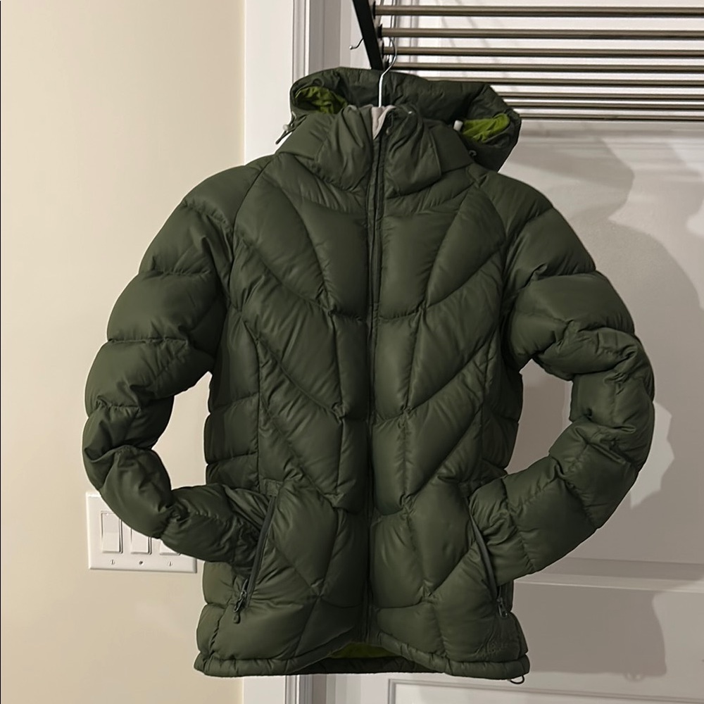 MEC Green Quilted Puffer Jacket with Hood